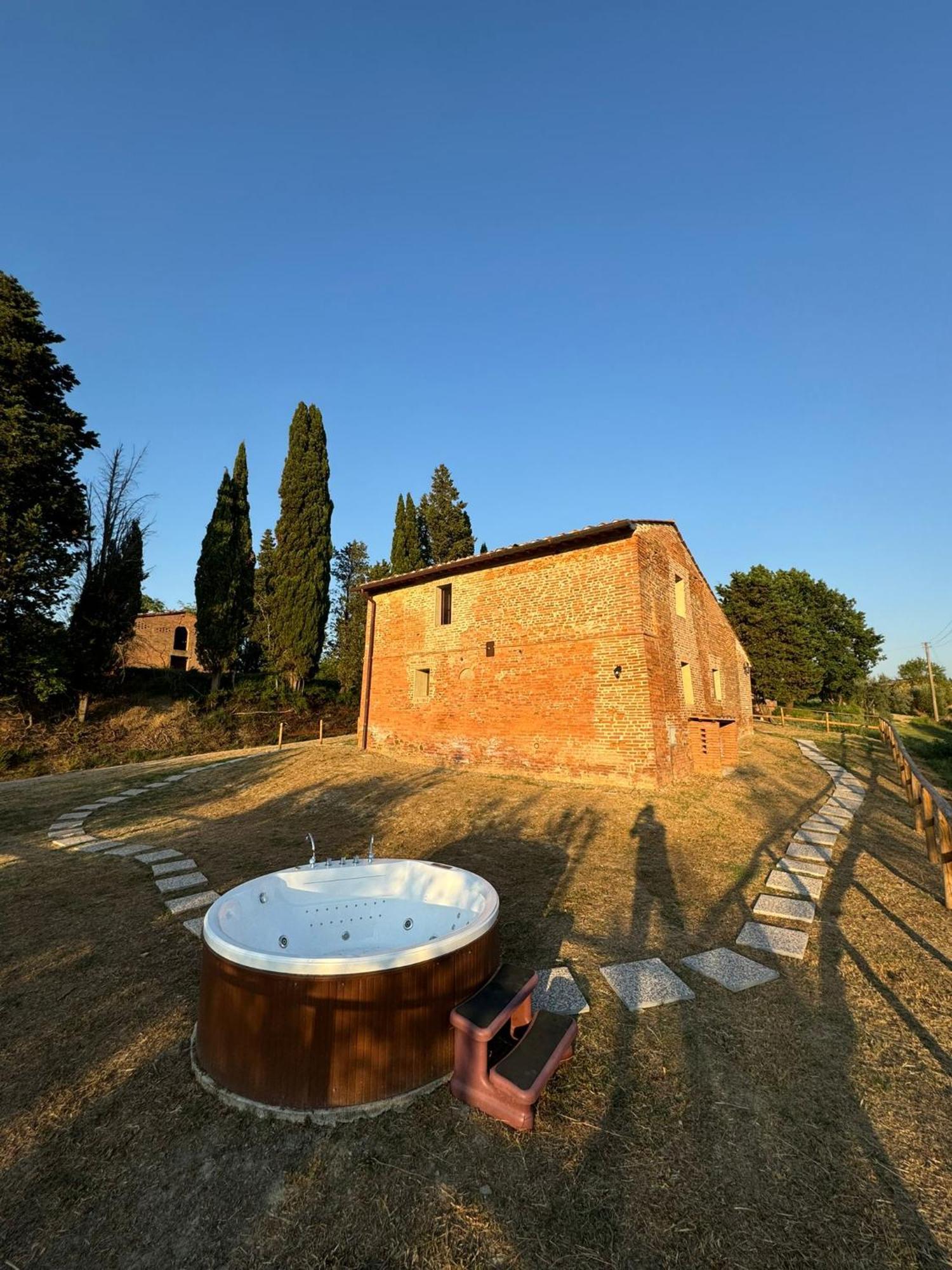 Agriturismo Diffuso Monte Oliveto Maggiore Chiusure エクステリア 写真